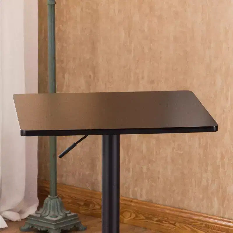 Tavolo da bar Belham Black Square con base regolabile in metallo