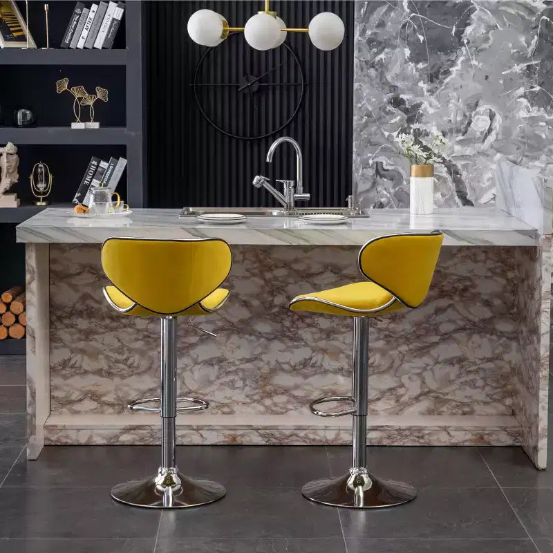 Sgabello da bar girevole regolabile Masaccio in velluto, set da 2, giallo