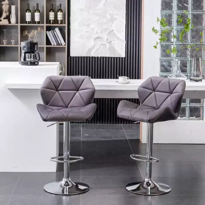 Sgabello da bar girevole e regolabile in altezza Breni Velvet Diamond Tufted, set da 2, grigio