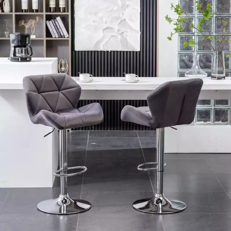 Sgabello da bar girevole e regolabile in altezza Breni Velvet Diamond Tufted, set da 2, grigio