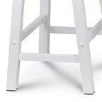 Sgabelli da cucina PJ Wood Classic Saddle-Seat da 60 cm per case, sale da pranzo e bar, senza schienale, con 4 gambe quadre, bianchi (confezione da 4)