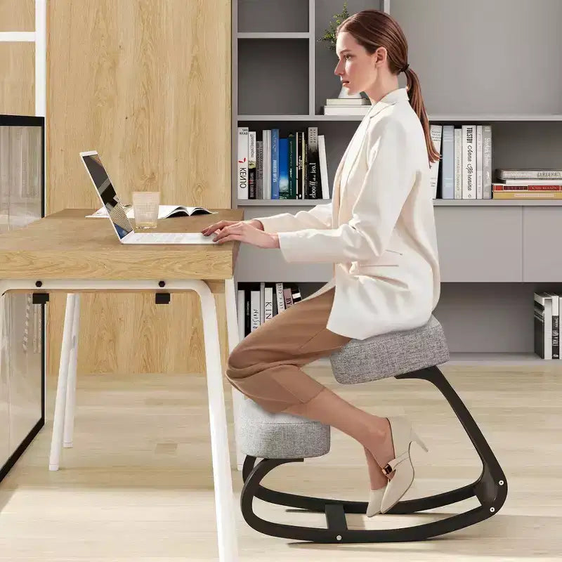 Sedia Ergonomica Inginocchiata a Dondolo Costway Cuscino Imbottito per la Correzione della Postura e il Sollievo dal Mal di Schiena